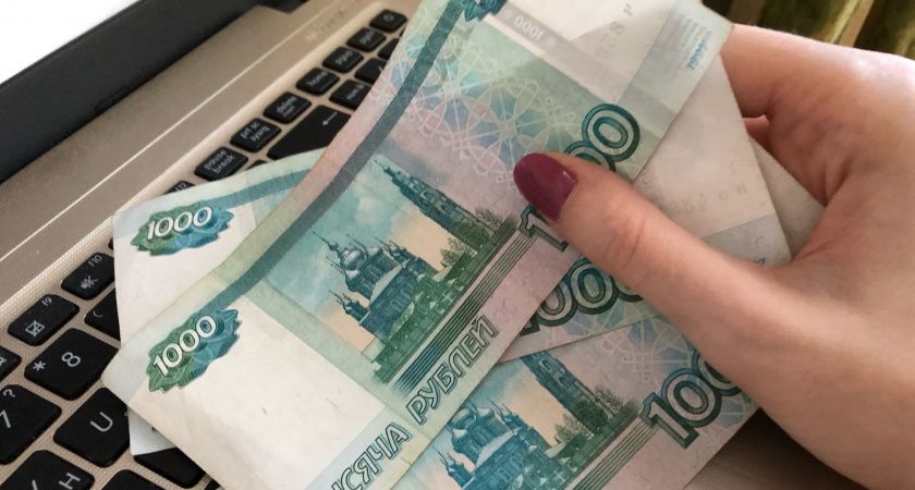 Независимо от дохода. С июня к пенсии добавят по 2900 рублей - пенсионеры ликуют