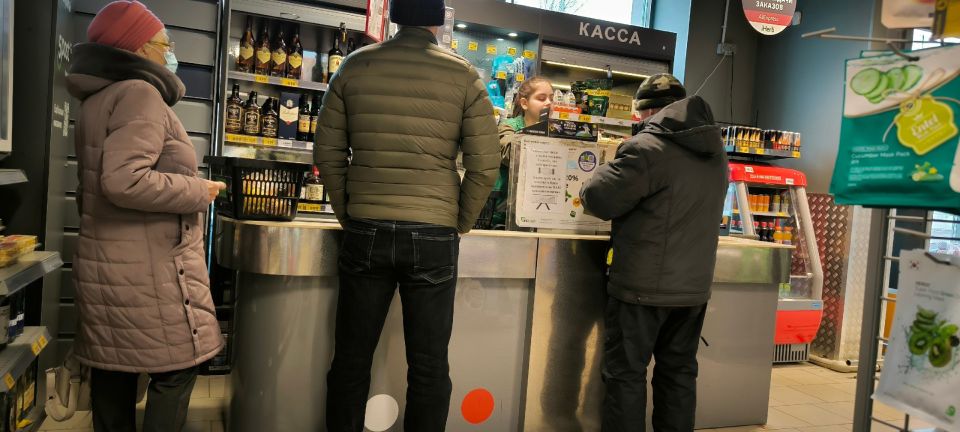 «Теперь этого не будет в магазинах»: «Пятёрочка» и «Магнит» приняли неприятное решение
