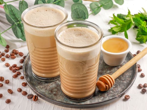 Кофе-раф с медом: пленяющий вкус для домашнего уютного вечера