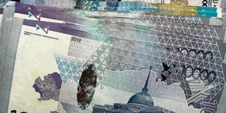 Серьезные изменения в пенсионных взносах: что ждет казахстанцев с января 2026 года?