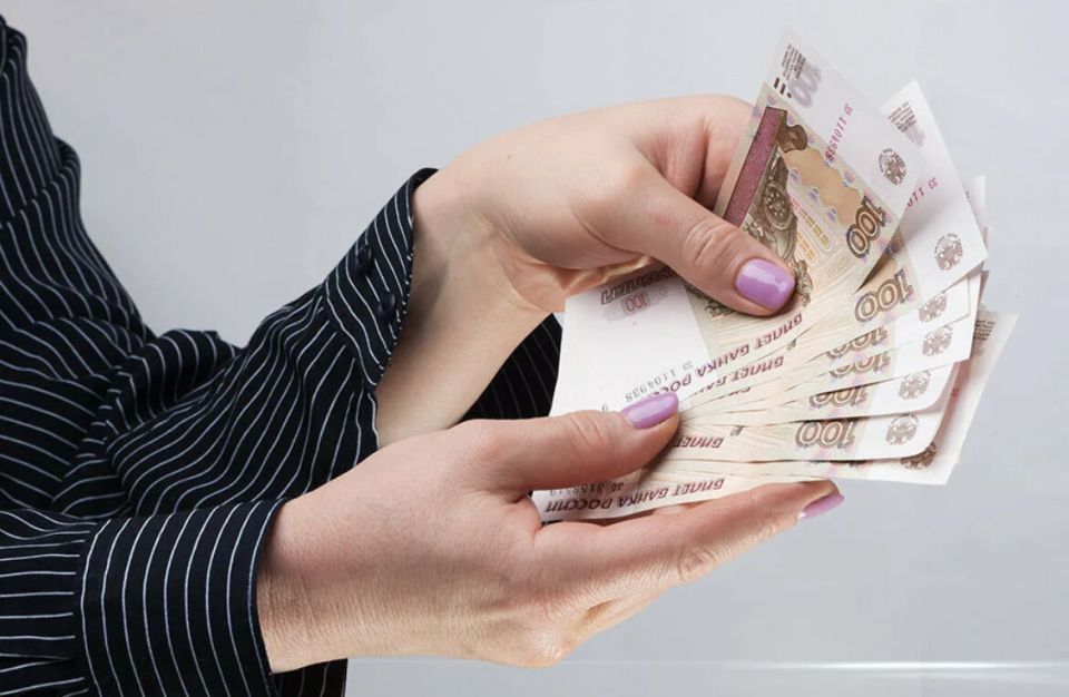 Работодатель потерял 300 000 рублей за неправомерное увольнение: что стоит за этим случаем?