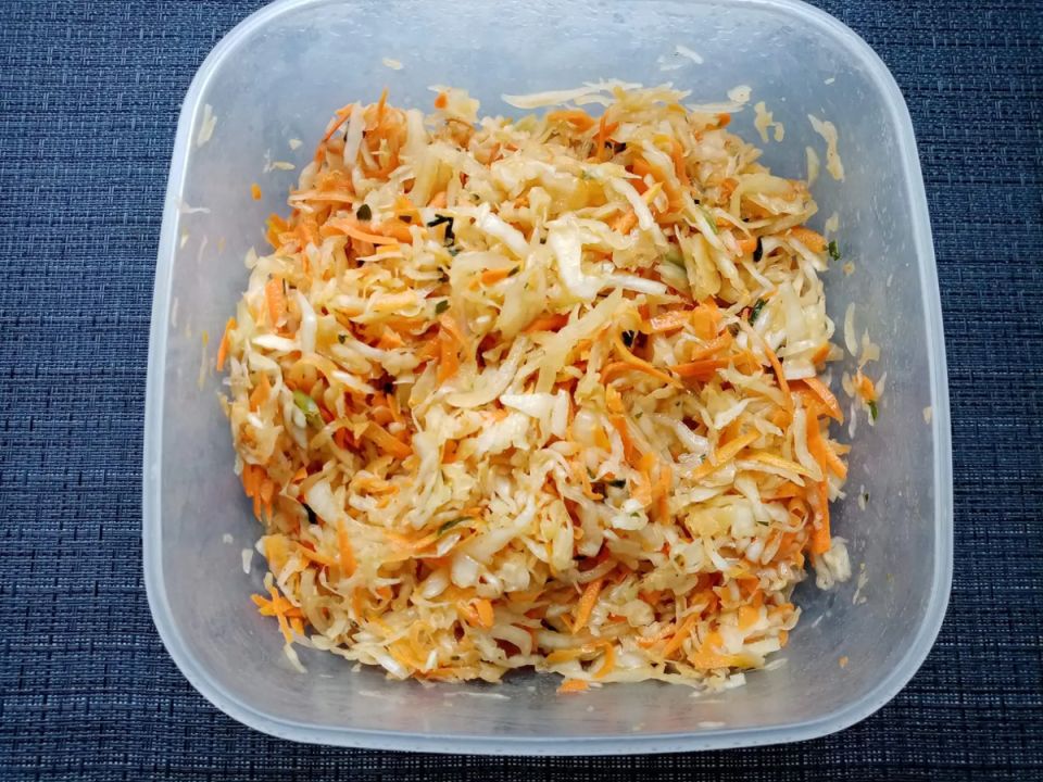 Повседневный подход к квашению капусты с минимальной суетой