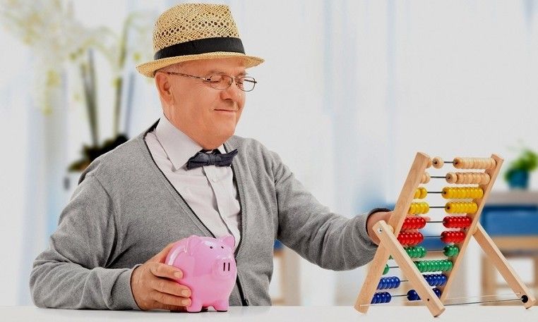 Пенсия и ошибки специалиста СФР: как защитить права и вернуть недоплаты