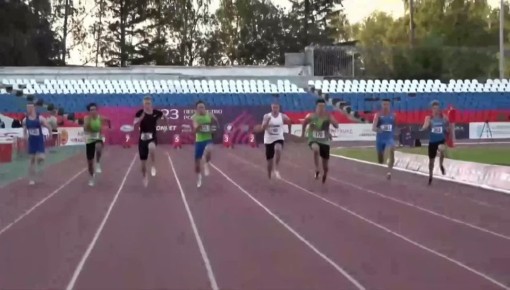         23      :        100 