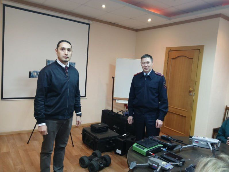 В Чувашии полицейские и общественники познакомили с технологиями в сфере обеспечения безопасности дорожного движения студентов и преподавателей Приволжского института МАДИ