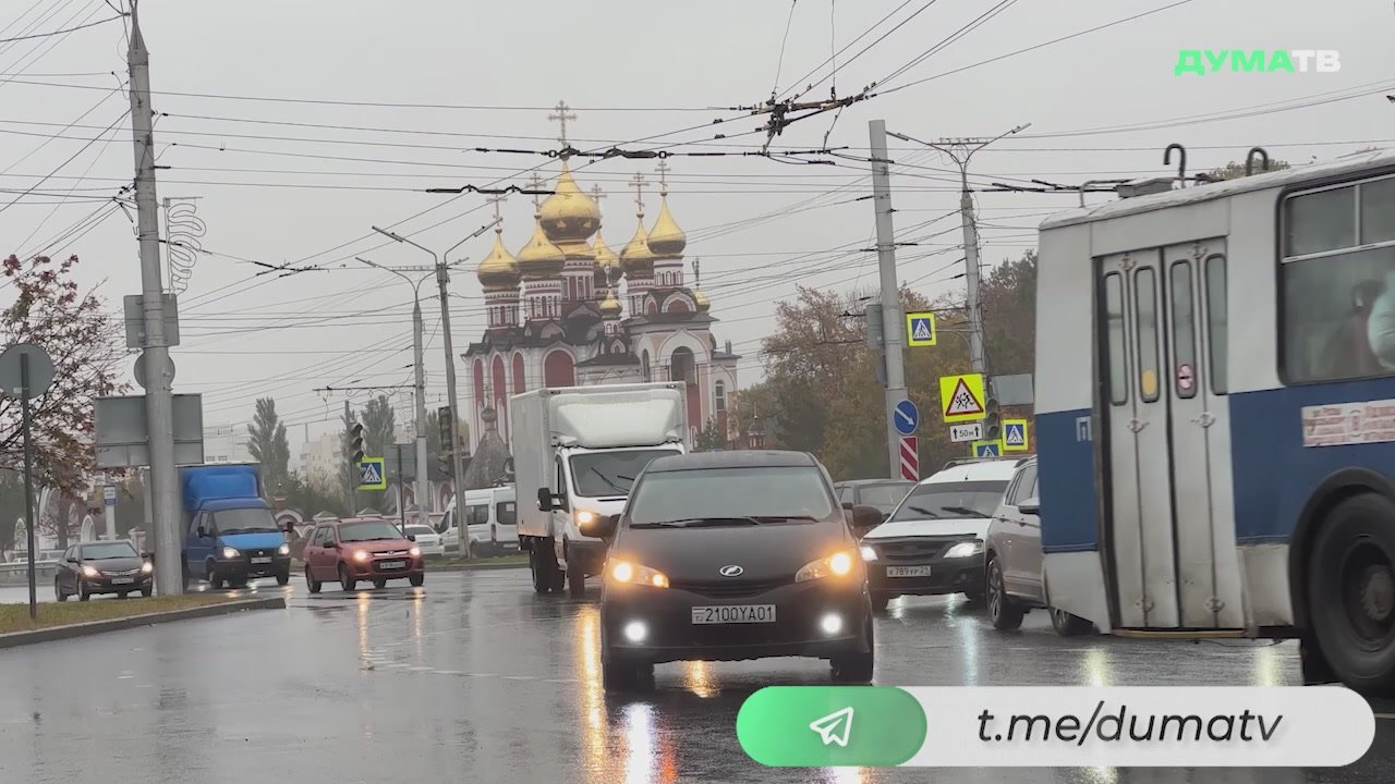 На связи программа «День депутата»! В этом проекте нет съёмочной группы и сценария