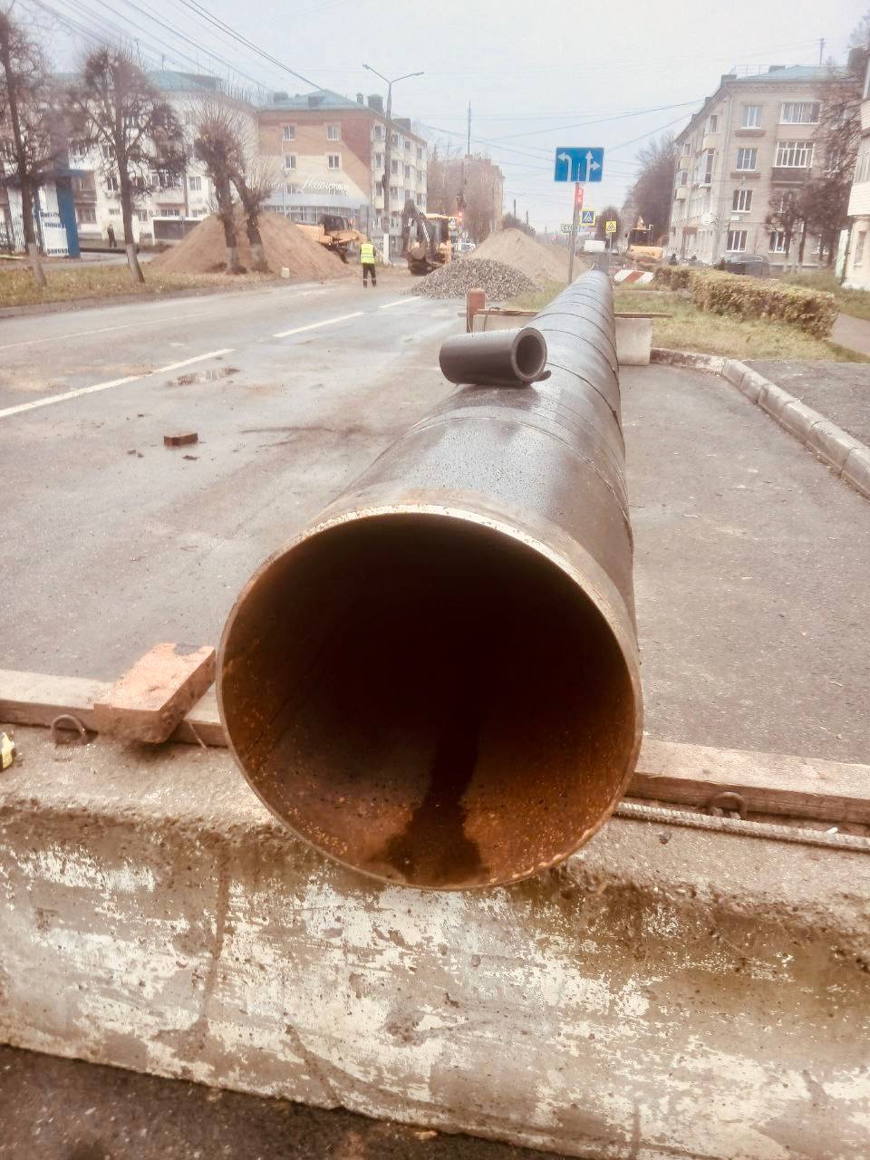 Сегодня ночью под проезжей частью улицы Николаева завершится замена участка канализационного коллектора и восстановление асфальта Сегодня ночью под проезжей частью улицы Николаева завершится замена участка канализационного коллектора и восстановление асфальта