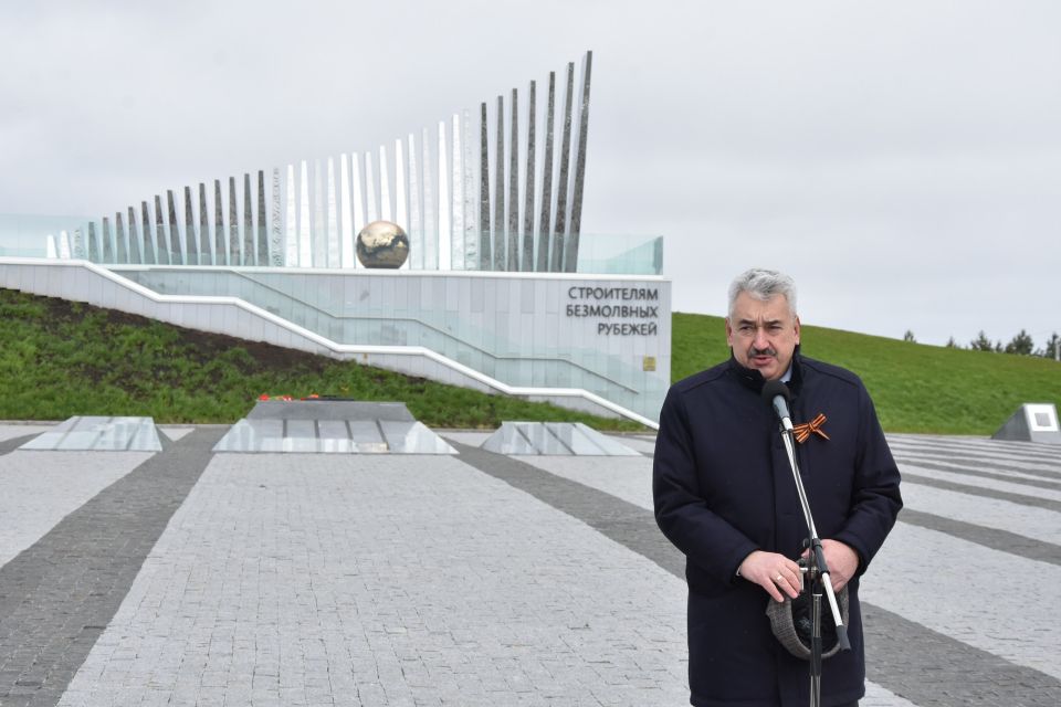  : ,         ,      ,          ,    