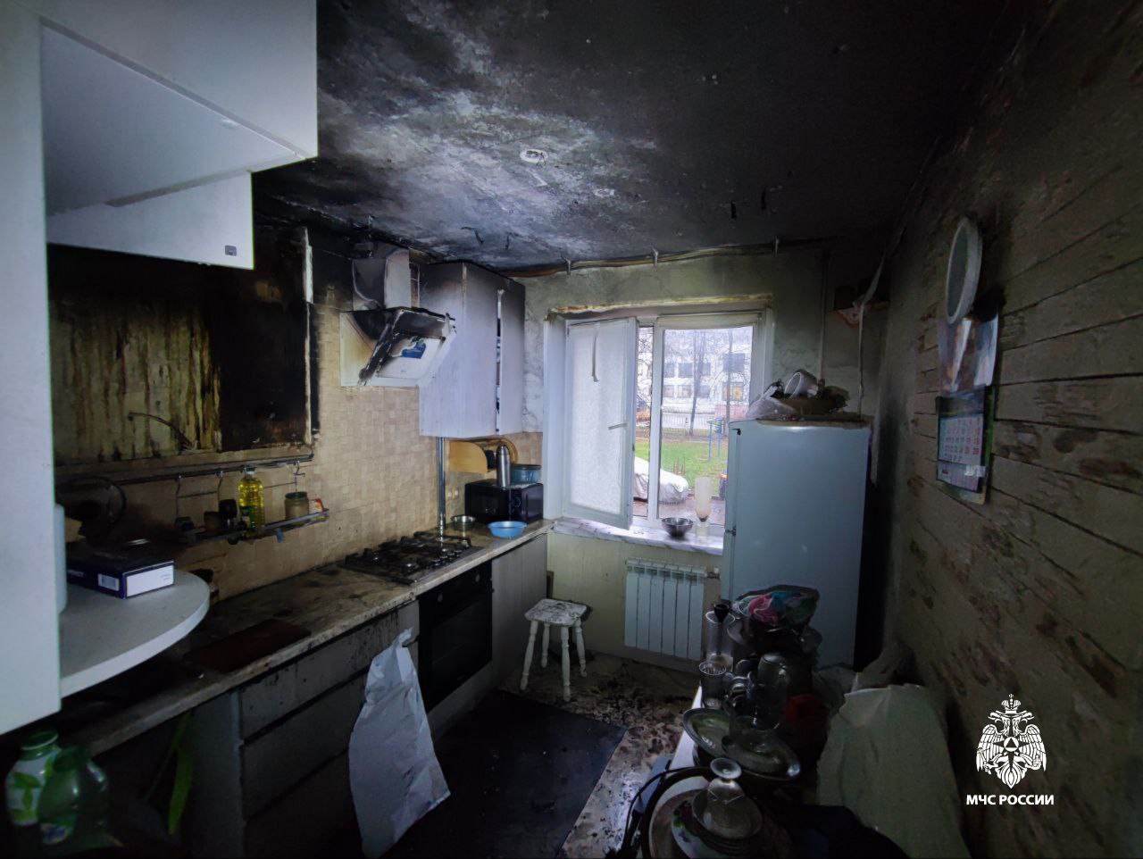 #Сводка_МЧС_Чувашии. Вчера в Чебоксарах зарегистрированы 2 пожара Утром возгорание произошло в трехкомнатной квартире в доме N 41 по Эгерскому бульвару