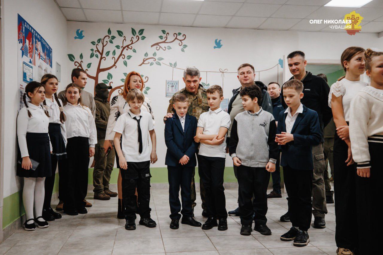 Олег Николаев посетил Осипенковскую школу в Бердянском округе Олег Николаев посетил Осипенковскую школу в Бердянском округе