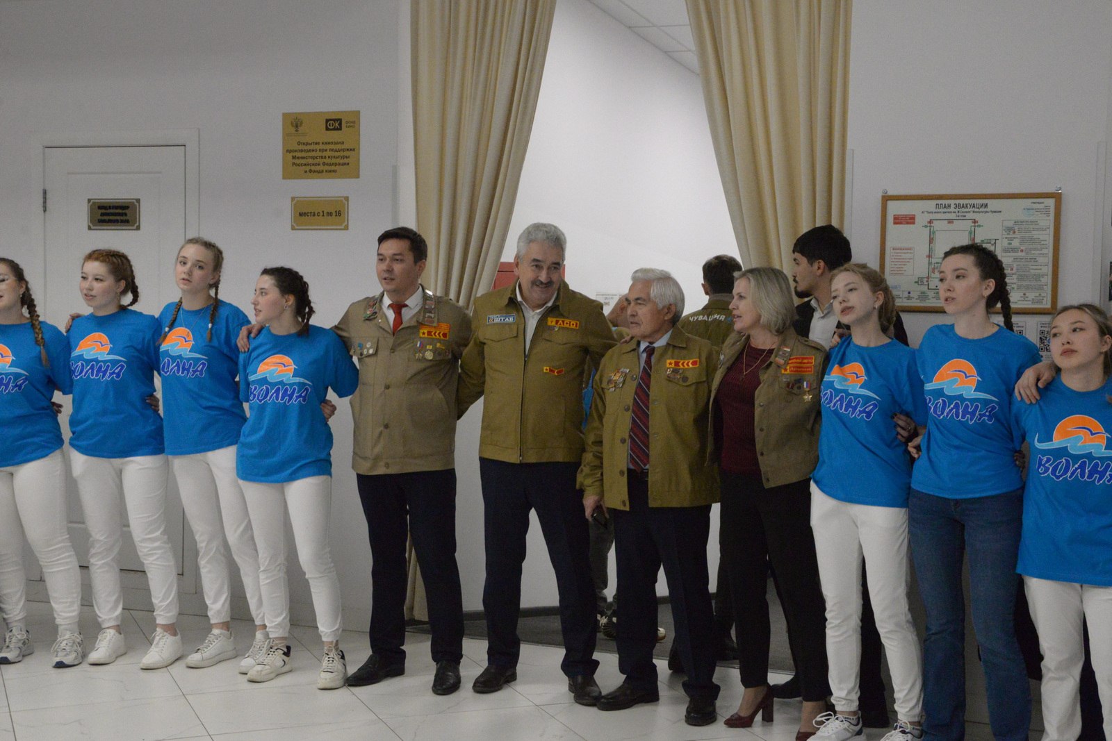 Леонид Черкесов: Дорогие комсомольцы всех поколений Чувашской Республики Леонид Черкесов: Дорогие комсомольцы всех поколений Чувашской Республики