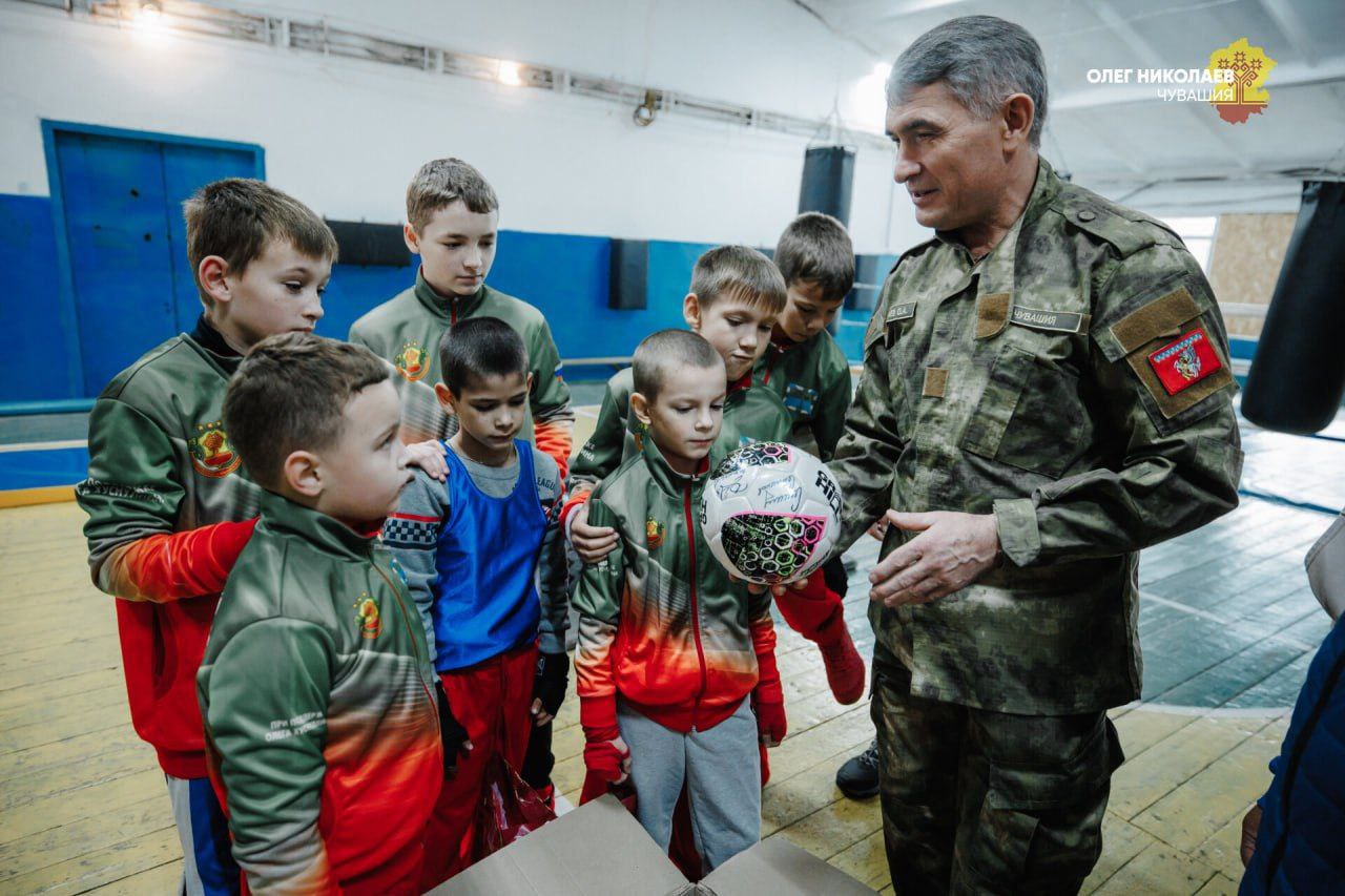 Олег Николаев посетил Осипенковскую школу в Бердянском округе Олег Николаев посетил Осипенковскую школу в Бердянском округе