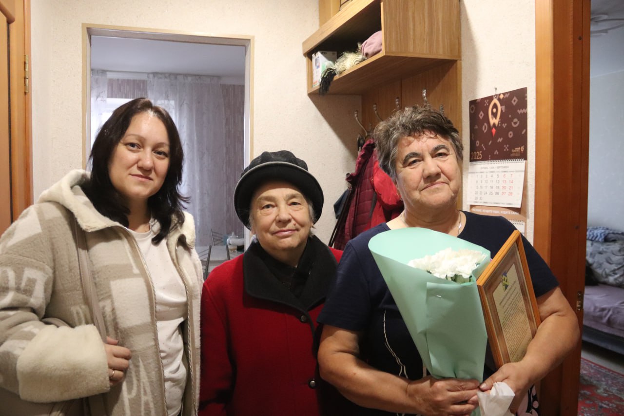 Помним и чтим!. Ежегодно 30 октября наша страна отмечает одну из самых печальных и трагических дат в своей истории - День памяти жертв политических репрессий Помним и чтим!. Ежегодно 30 октября наша страна отмечает одну из самых печальных и трагических дат в своей истории - День памяти жертв политических репрессий