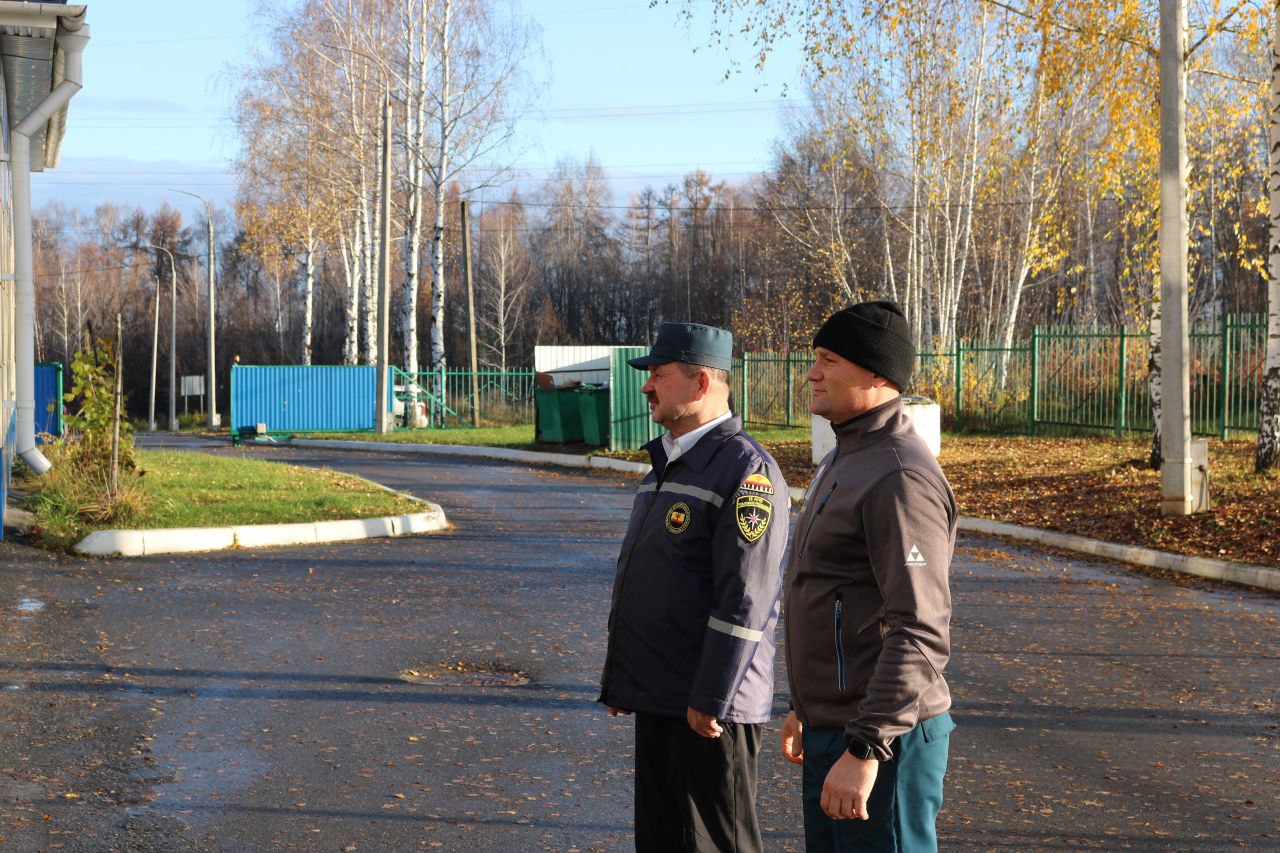 Спасатели Чувашии встречают День народного единства спортивным фестивалем Спасатели Чувашии встречают День народного единства спортивным фестивалем