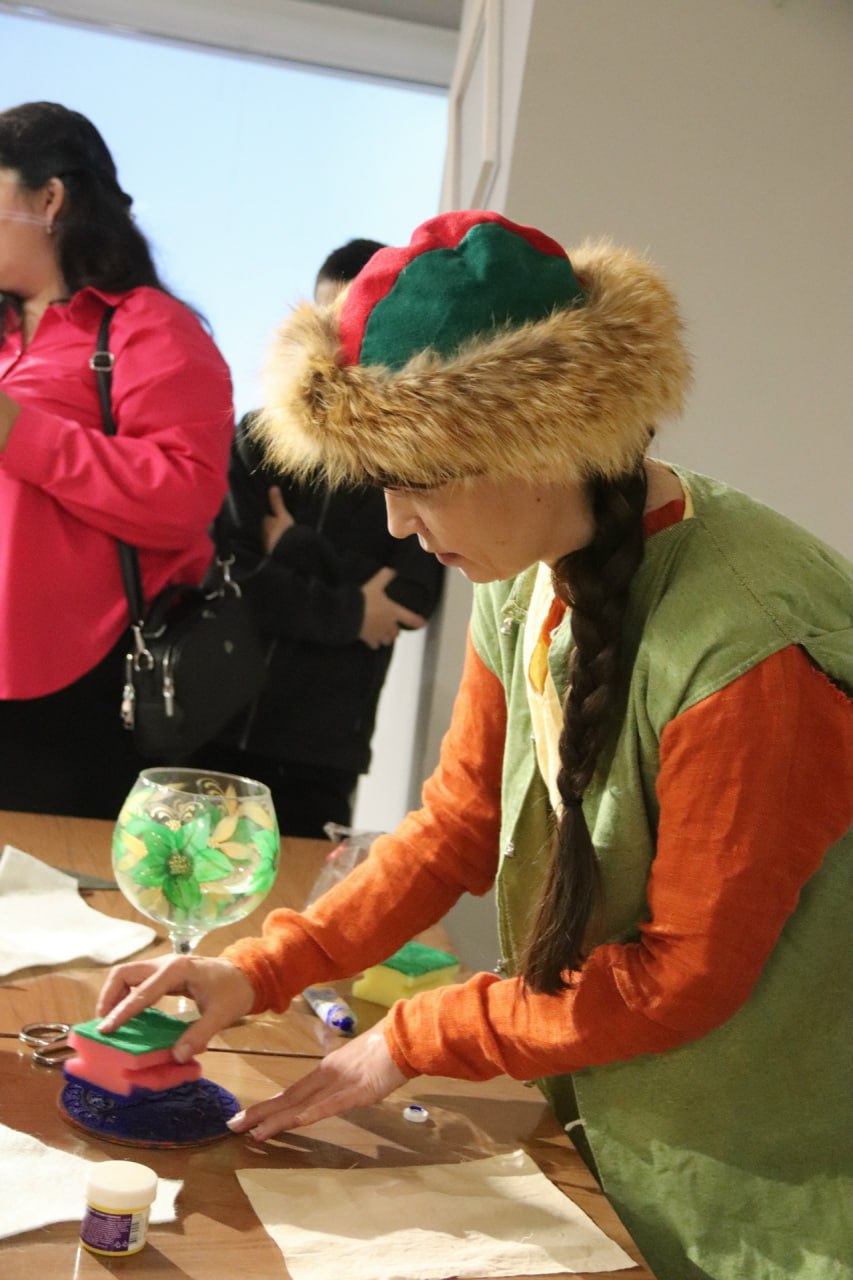 Музее краеведения и истории города состоялась акция "Ночь искусств" Музее краеведения и истории города состоялась акция "Ночь искусств"