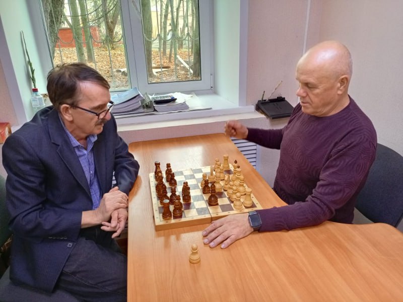В МВД по Чувашии в преддверии Дня сотрудника органов внутренних дел состоялся открытый турнир по шахматам В МВД по Чувашии в преддверии Дня сотрудника органов внутренних дел состоялся открытый турнир по шахматам