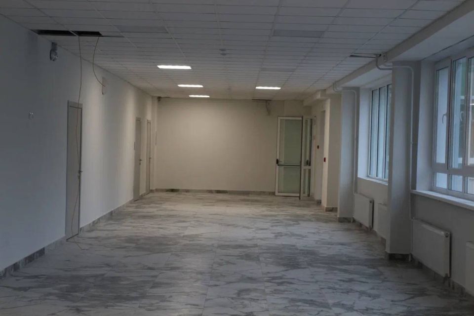 Капитальный ремонт в чебоксарской гимназии № 4 выходит на финишную прямую Капитальный ремонт в чебоксарской гимназии № 4 выходит на финишную прямую