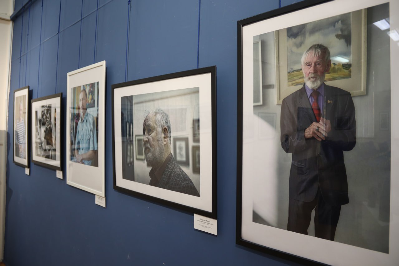 Приглашаем на открытие выставки Владимира Макарова "Это все мое родное..." Приглашаем на открытие выставки Владимира Макарова "Это все мое родное..."