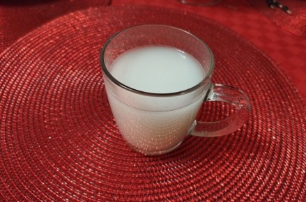 Молочная сыворотка: незаменимая помощница для вашего сада