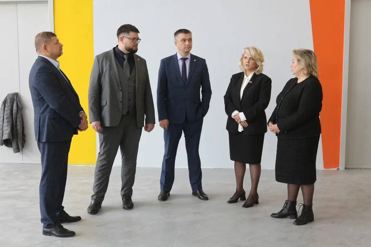 Близится к завершению капитальный ремонт в чебоксарской гимназии №4 Близится к завершению капитальный ремонт в чебоксарской гимназии №4