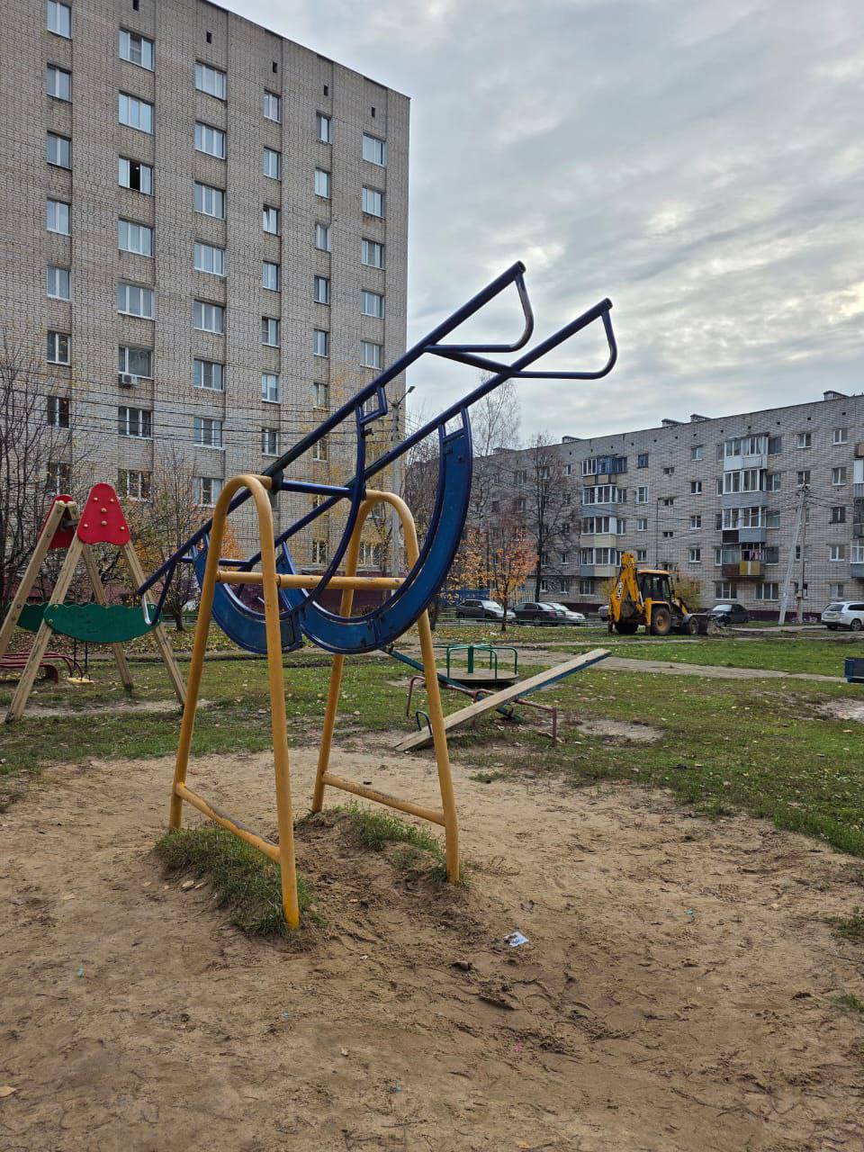 Прокуратура Ленинского района г.Чебоксары организовала проверку по публикации в сети Интернет о травмировании ребенка на детской площадке