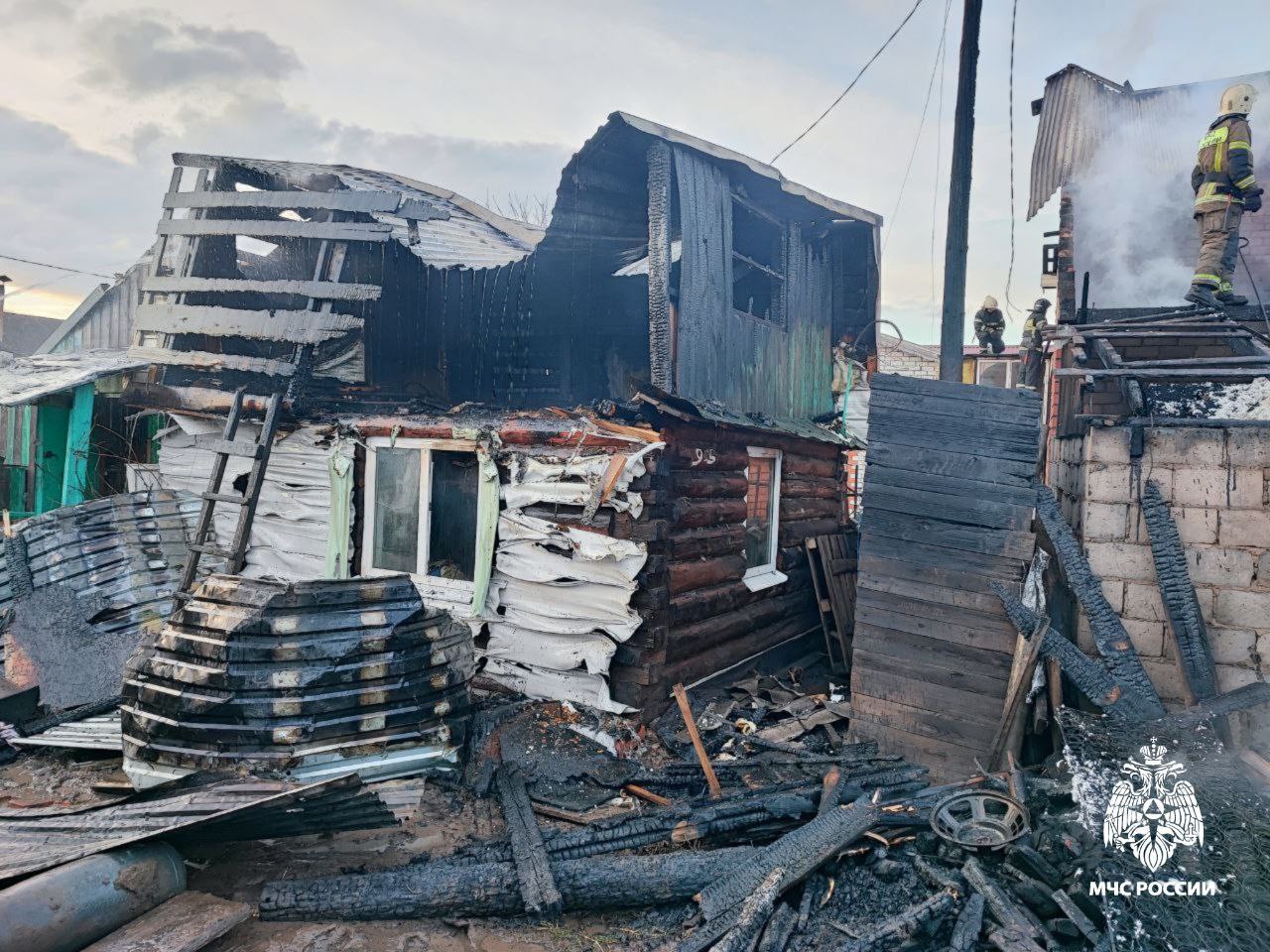 В Чувашии дознаватели МЧС России расследовали уголовное дело по факту пожара, произошедшего 17 марта 2025 года В Чувашии дознаватели МЧС России расследовали уголовное дело по факту пожара, произошедшего 17 марта 2025 года