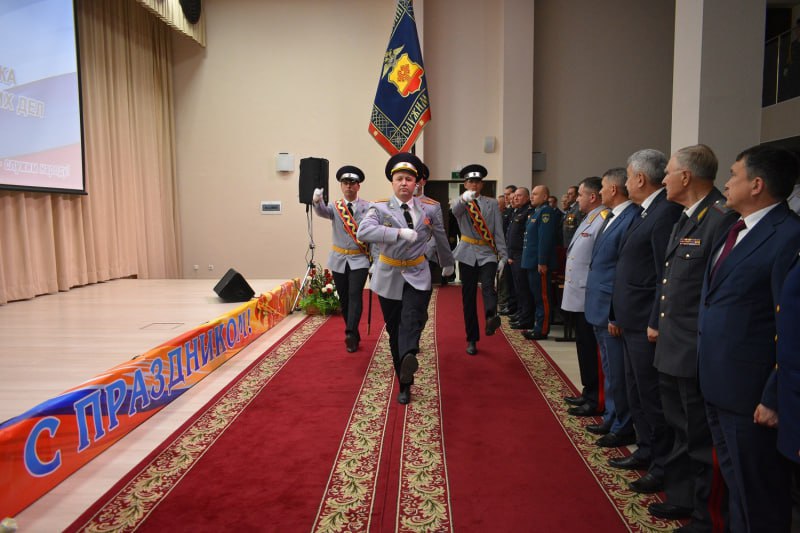 В МВД по Чувашской Республике вручили награды отличившимся сотрудникам