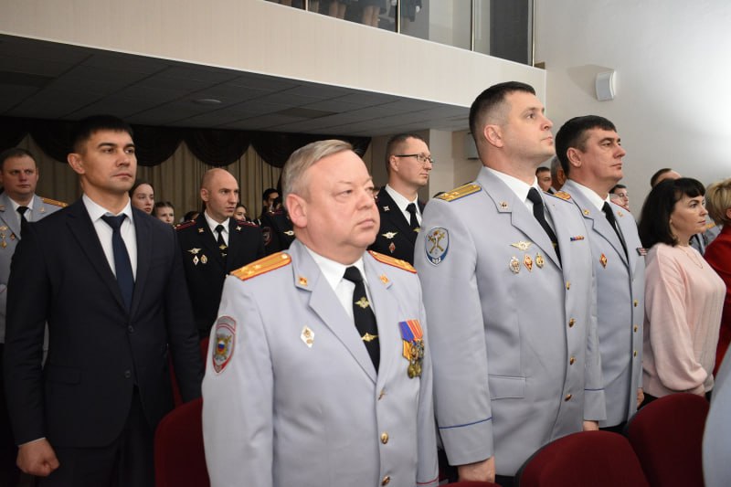 В МВД по Чувашской Республике вручили награды отличившимся сотрудникам В МВД по Чувашской Республике вручили награды отличившимся сотрудникам