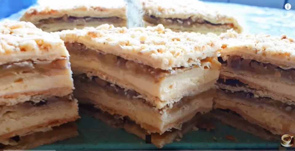 Невозможное превращение: Яблочный торт Наполеон, который завоюет ваши сердца