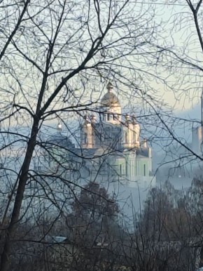 Друзья чебоксарцы, доброе туманное утро! Этот туман совершенно точно - к перемене погоды! Хорошего всем дня!