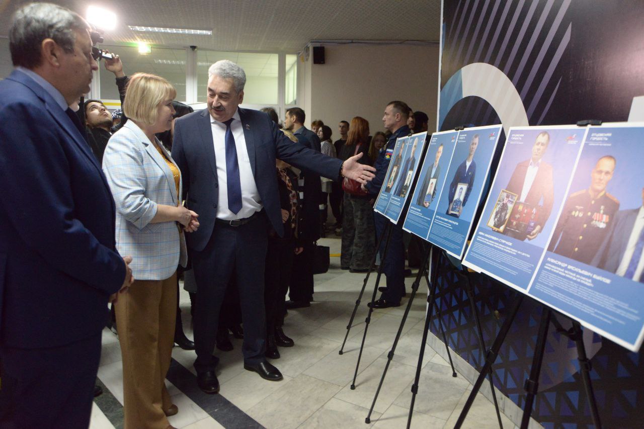 Леонид Черкесов: В Чебоксарах дан старт литературно-патриотическому проекту «Русские чтения» Леонид Черкесов: В Чебоксарах дан старт литературно-патриотическому проекту «Русские чтения»