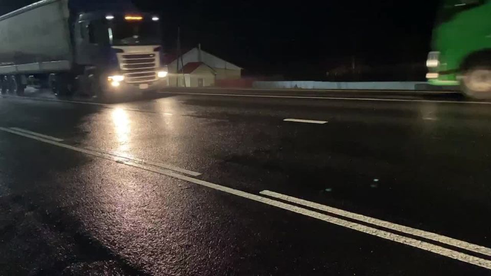 Внимание, водители!. На 6 часов утра в Чувашии идет слабый снег с дождем, которые закончатся, по прогнозам синоптиков, около 8 часов утра