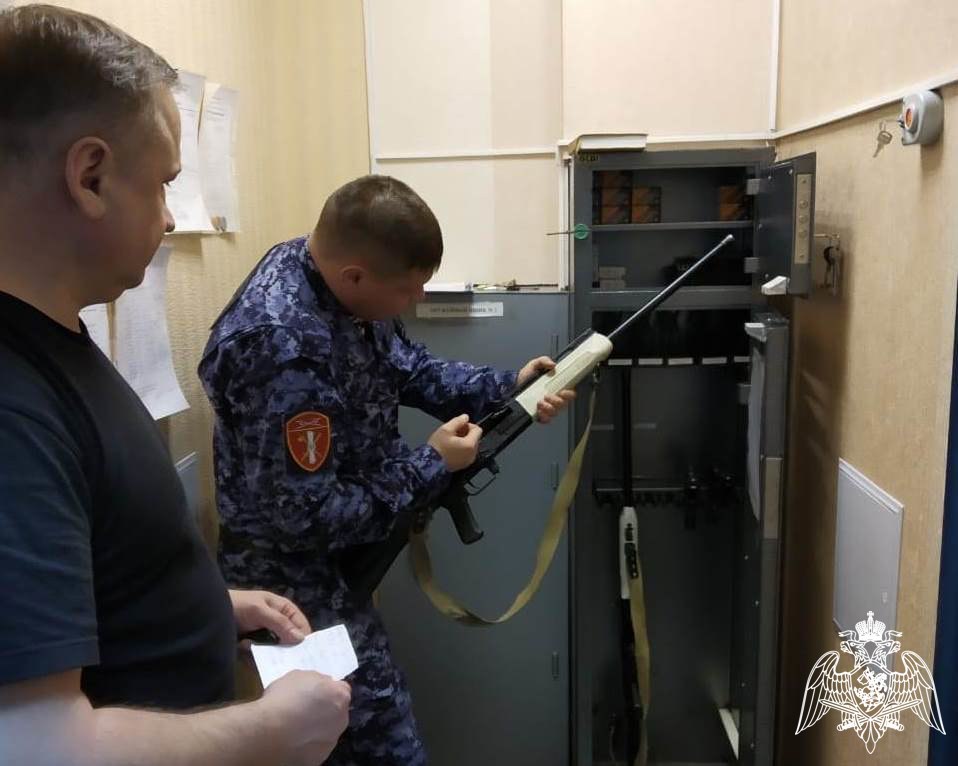 В Чувашии подвели итоги работы подразделений лицензионно-разрешительной службы Росгвардии за октябрь