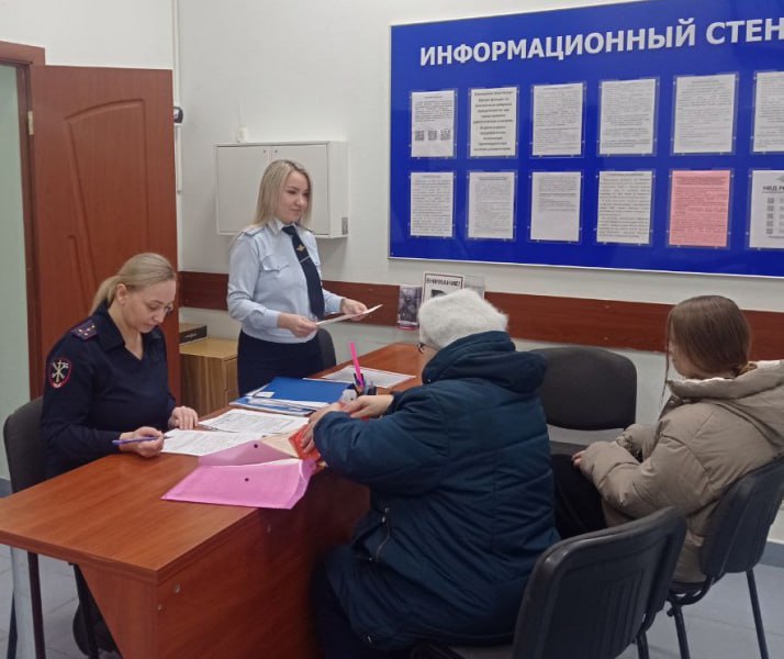 Жительница Чувашии поблагодарила сотрудников отдела пенсионного обеспечения МВД за помощь в оформлении документов