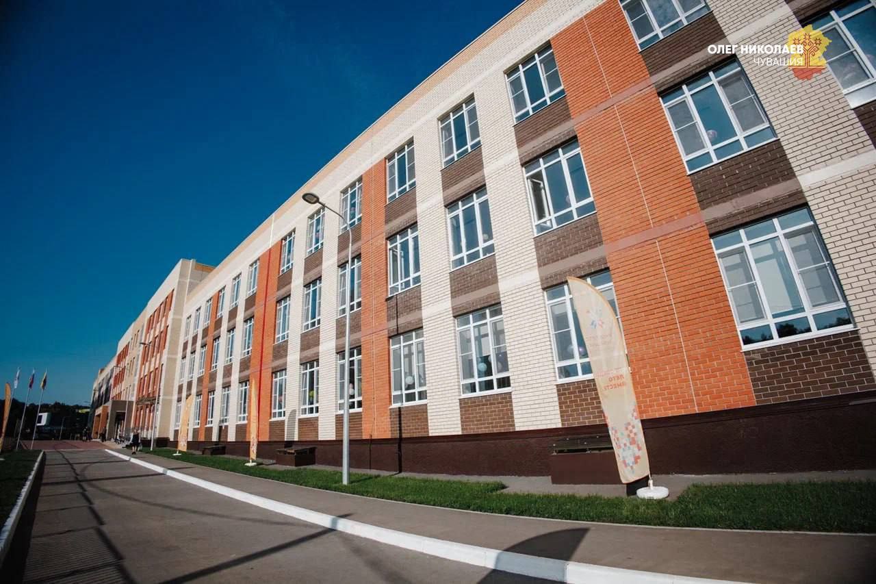 Шесть школ Чувашии отмечены знаком «Школа с высокими образовательными результатами» Шесть школ Чувашии отмечены знаком «Школа с высокими образовательными результатами»