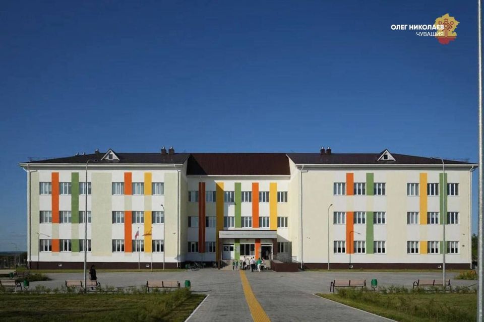 Шесть школ Чувашии отмечены знаком «Школа с высокими образовательными результатами»