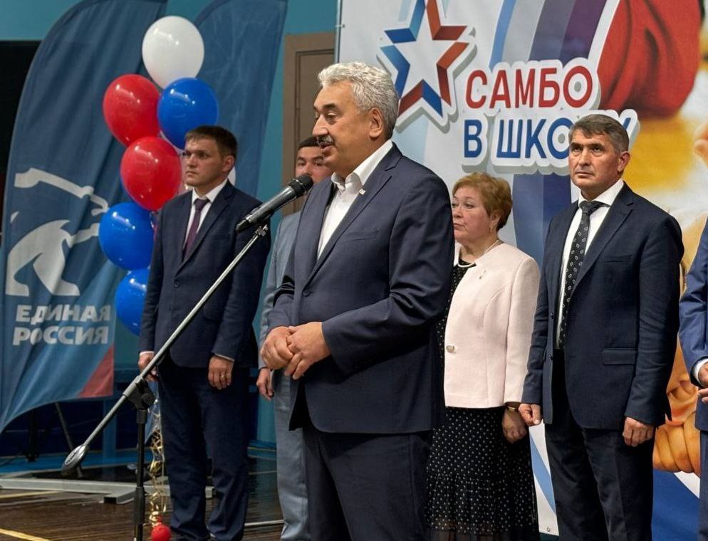 Леонид Черкесов: Поздравляю всех с Днём самбо!