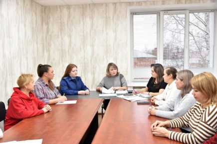 В Ибресинском округе на комиссии по делам несовершеннолетних обсудили правонарушения детей и ответственность родителей