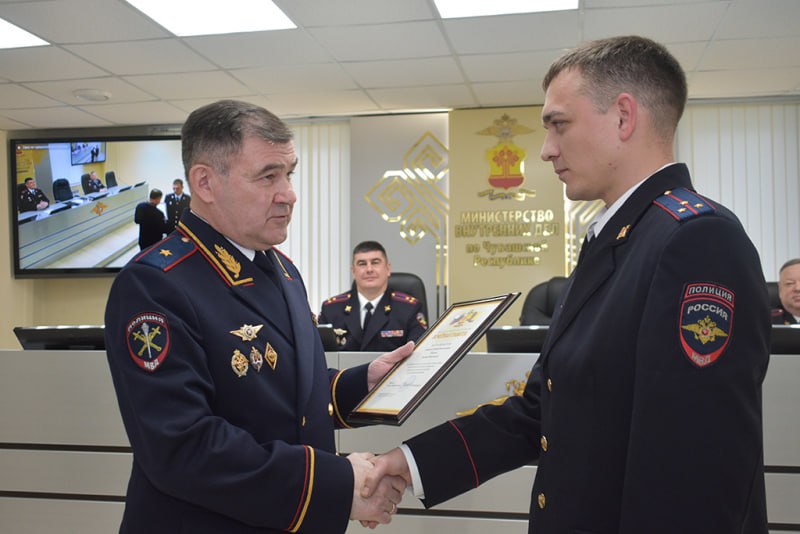 В Чувашии благодаря участковым уполномоченным полиции раскрыто 1 200 преступлений В Чувашии благодаря участковым уполномоченным полиции раскрыто 1 200 преступлений