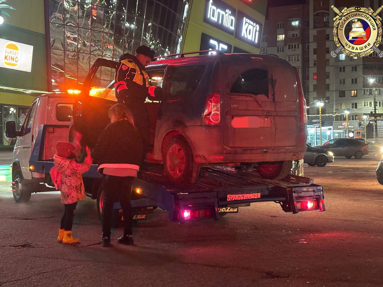 В Чебоксарах водитель, отказавшийся от медосвидетельствования, перевозил ребенка В Чебоксарах водитель, отказавшийся от медосвидетельствования, перевозил ребенка