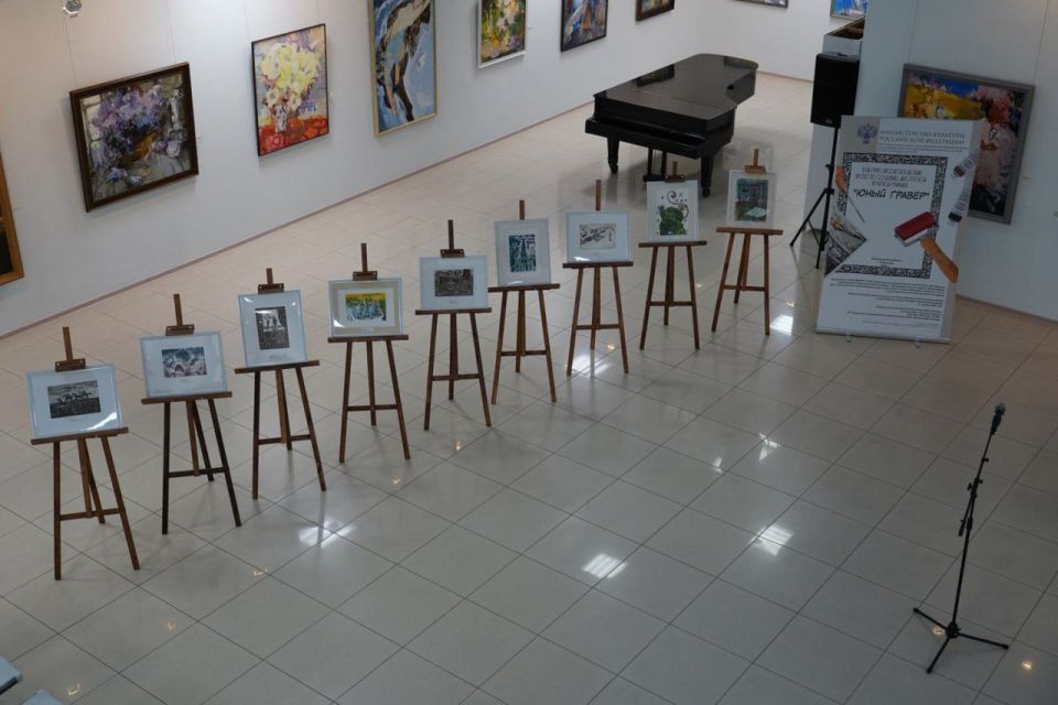 В Чувашском художественном музее открылась выставка «Волшебная гравюра»