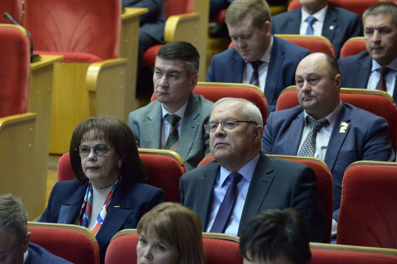 Леонид Черкесов: В первом чтении принят бюджет Чувашской Республики на предстоящие три года Леонид Черкесов: В первом чтении принят бюджет Чувашской Республики на предстоящие три года