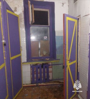 #Сводка_МЧС_Чувашии. 19 ноября произошло возгорание в первом подъезде общежития на улице Энгельса, 13 в городе Чебоксары