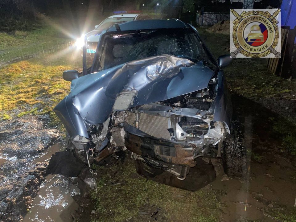 В Вурарском округе автомобиль вылетел в кювет