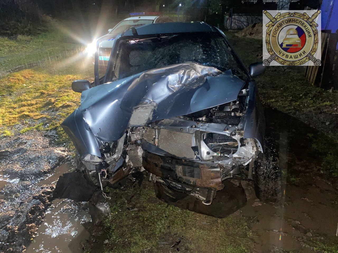 В Вурарском округе автомобиль вылетел в кювет