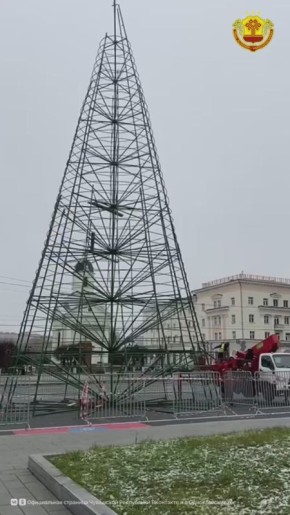 В столице Чувашии приступили к новогоднему оформлению общественных пространств