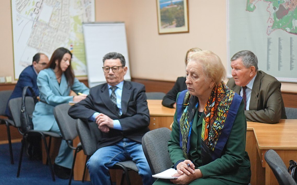 В Чебоксарах готовятся к открытию памятника Семену Ислюкову В Чебоксарах готовятся к открытию памятника Семену Ислюкову