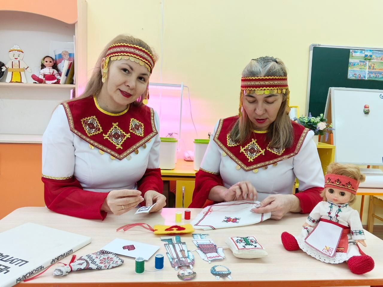 В Чебоксарах проходит Неделя чувашской вышивки! В Чебоксарах проходит Неделя чувашской вышивки!