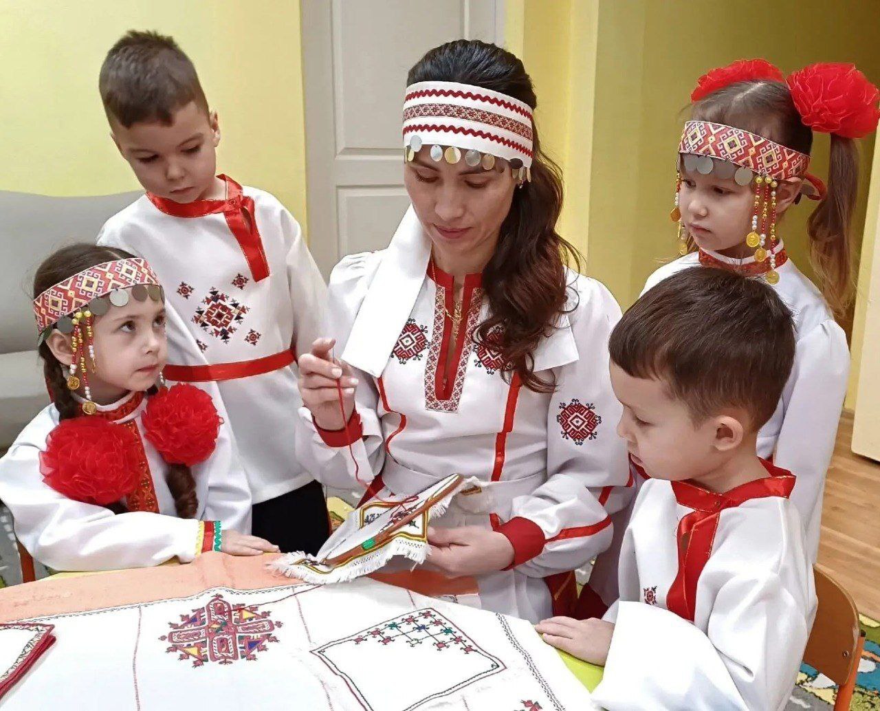 В Чебоксарах проходит Неделя чувашской вышивки! В Чебоксарах проходит Неделя чувашской вышивки!