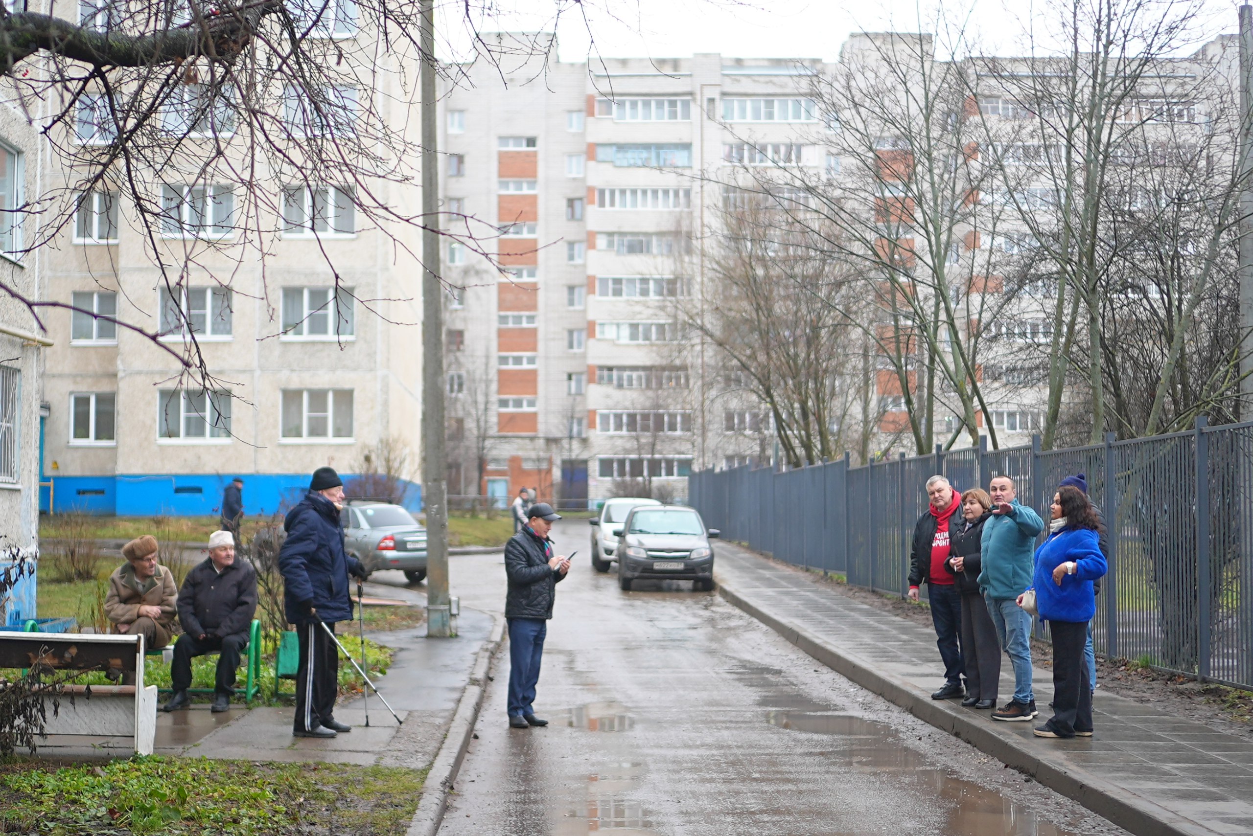 Сегодня в Чебоксарах 13 тротуаров общей площадью почти 4 тыс Сегодня в Чебоксарах 13 тротуаров общей площадью почти 4 тыс